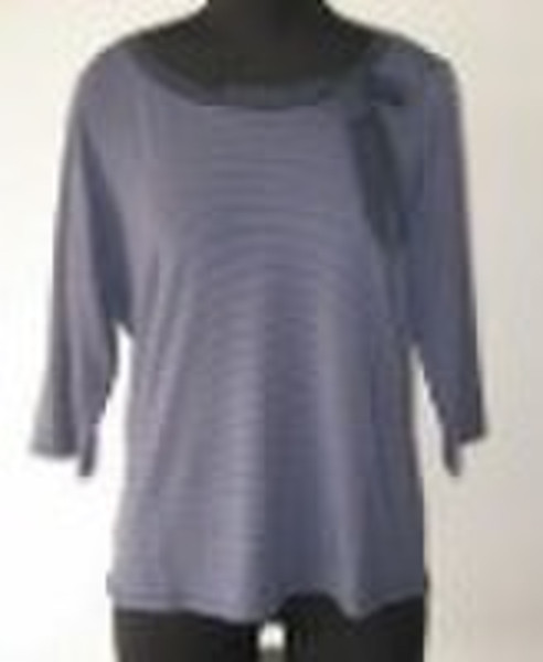 Ladies' fashion blouse