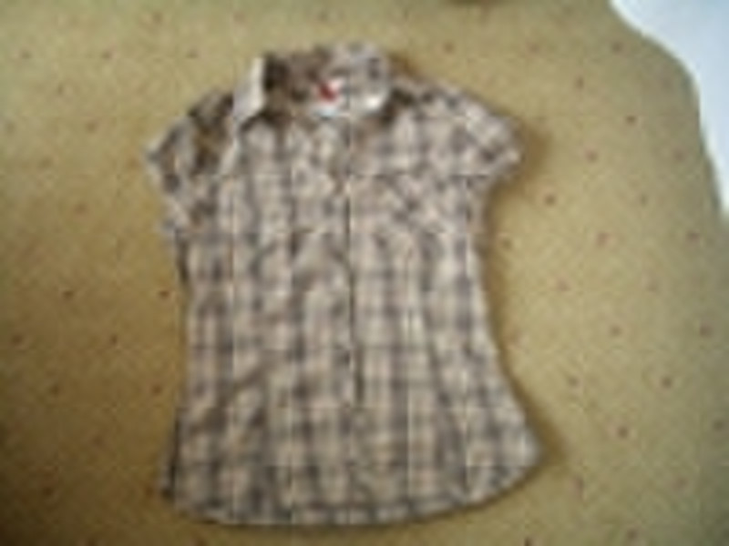 women's sleeveless shirts