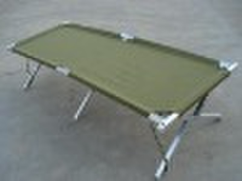 Gefaltete Camping Bed