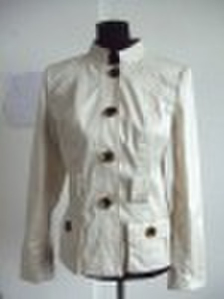 ladies' tightfitting coat