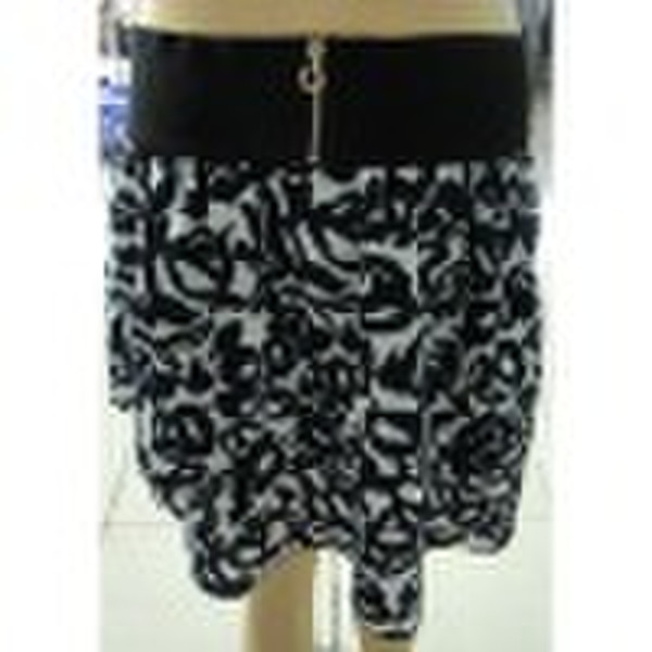 LADIES' SKIRT