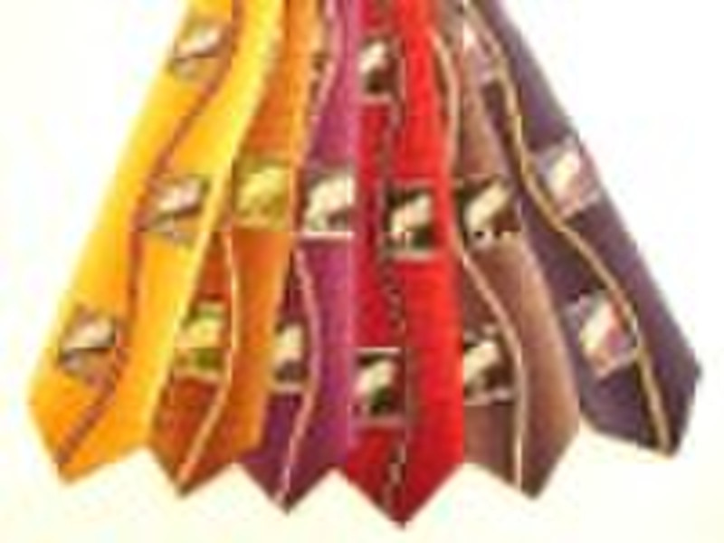 PRINTED NECKTIE