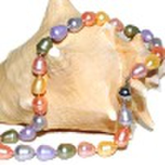 shell pearl necklace