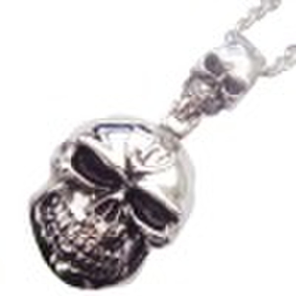 Fashion alloy skull pendant