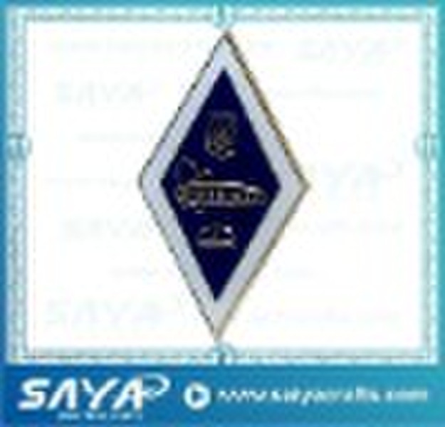 semi-closionne Lapel Pin