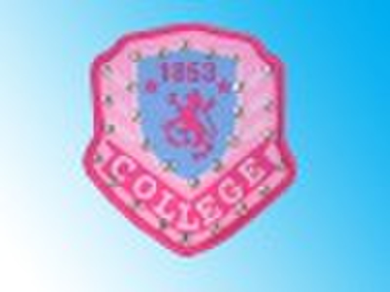 attractive woven label