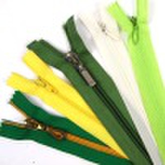 Nylon zipper