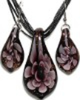 glass pendant and earrings jewelry set