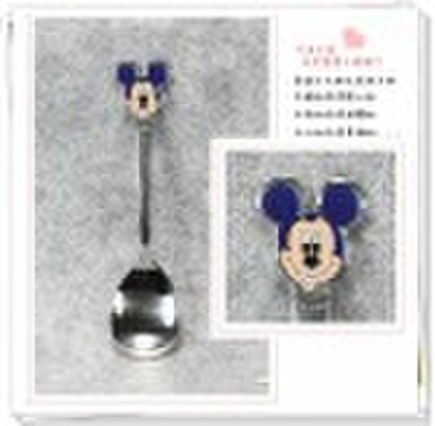 fashion cartoon enamel badge