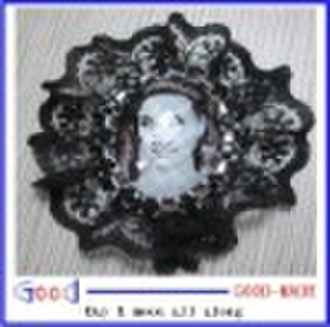 beads fashion brooch