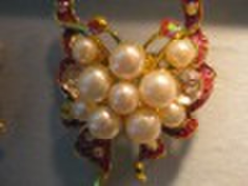 fashion brooch