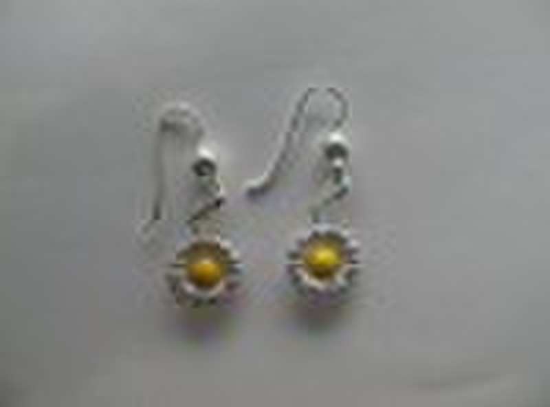 Thomas Sabo earring with sunflower