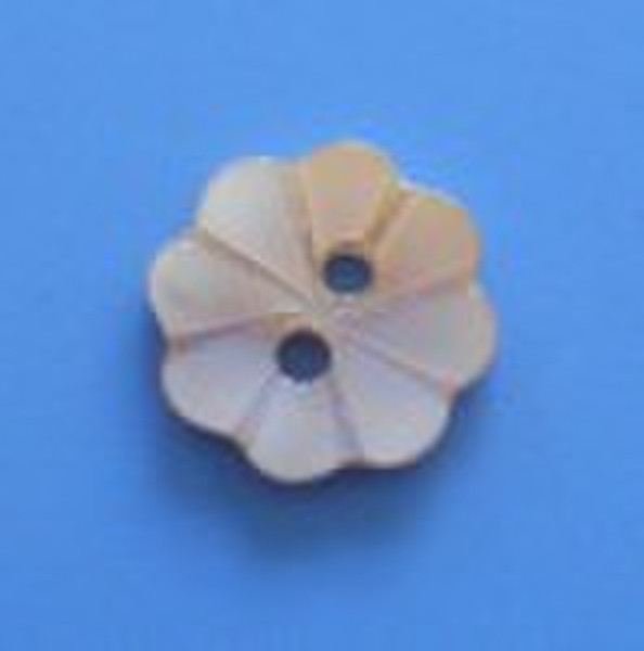 flower-shaped Shell Button