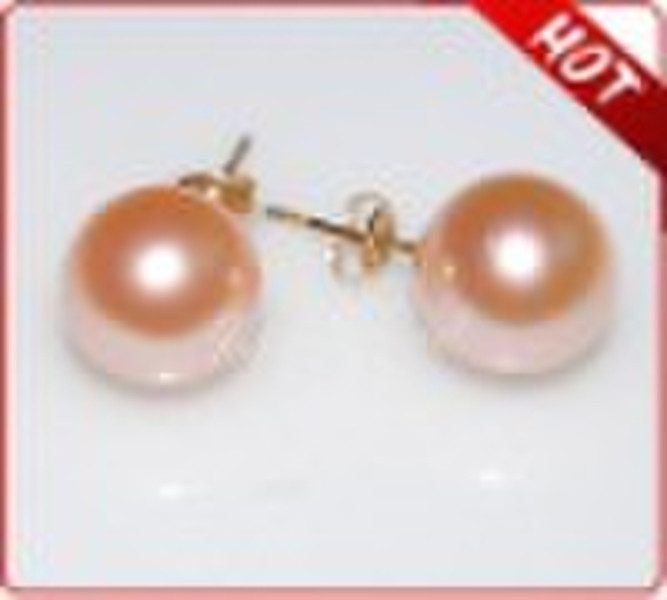 Freshwater pearl earrings with 14K yellow gold