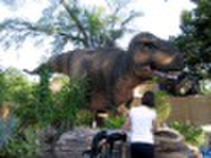 Площадка аниматронных динозавра