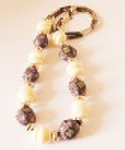 resin beads with flowers partten jewelry necklace