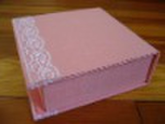 Paper gift box