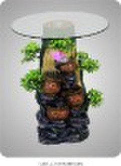 привело свет в помещении фонтан с стеклянный стол