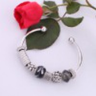 fashion alloy bracelet