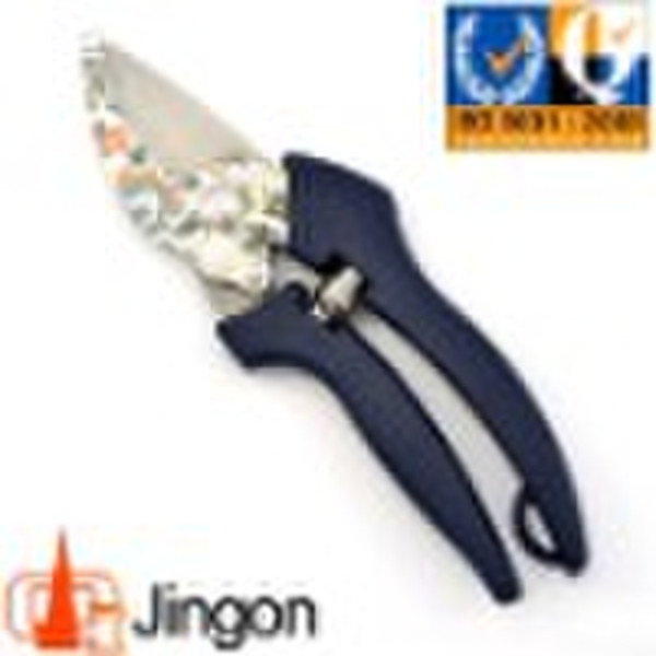 pruner