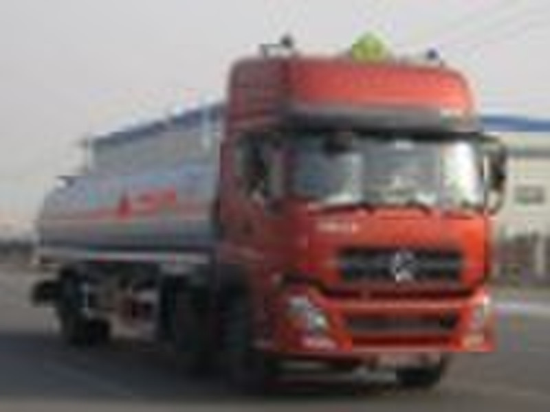 Chemical liquid tank truck