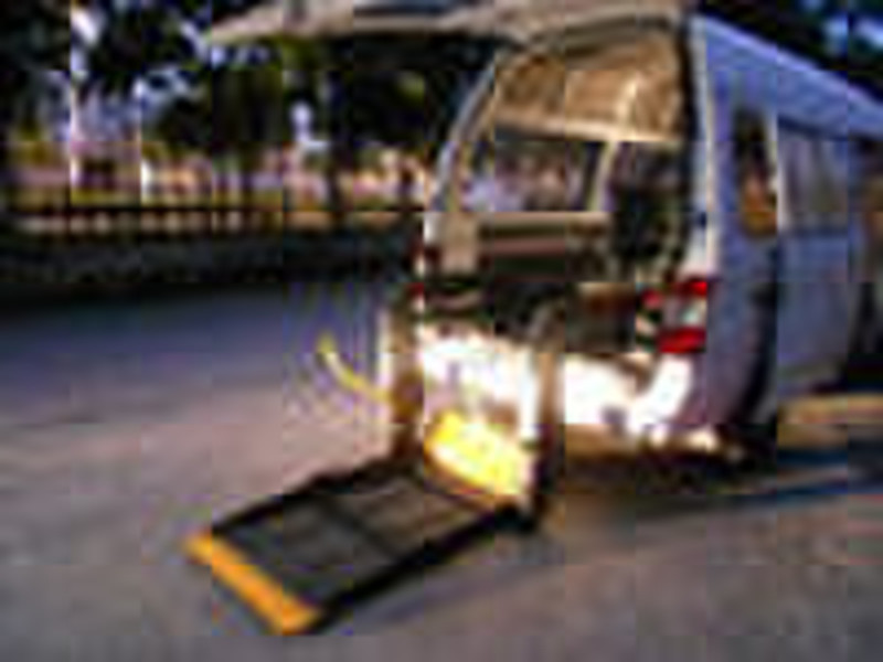 Rollstuhl-Hebebühne für Vans & Minibus