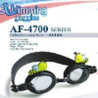 Swimming goggles