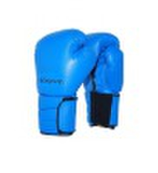 Leather boxing gloves