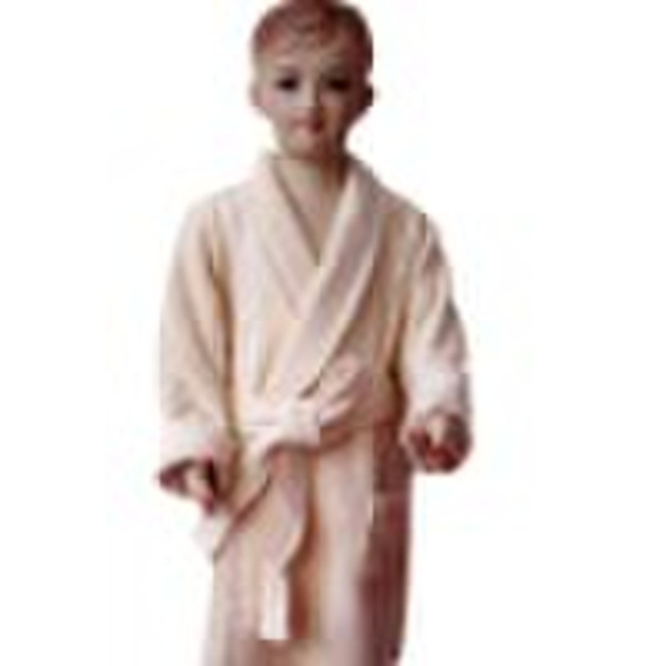 竹子的浴袍的儿童