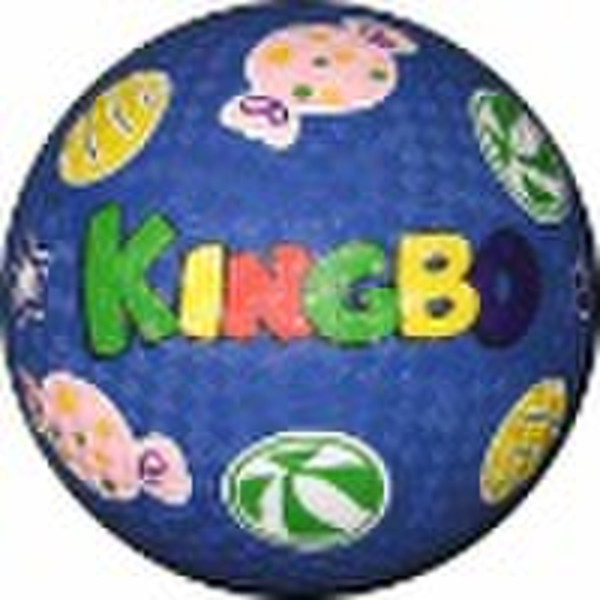 Kinderspielplatz Ball