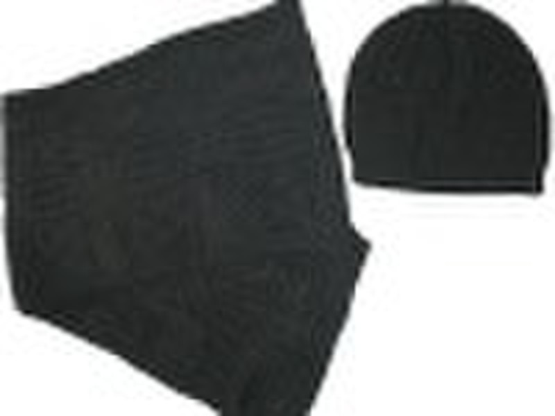 Knitted Beanie for ladies with pon pon