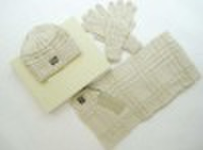 fashion scarf&gloves&hat set