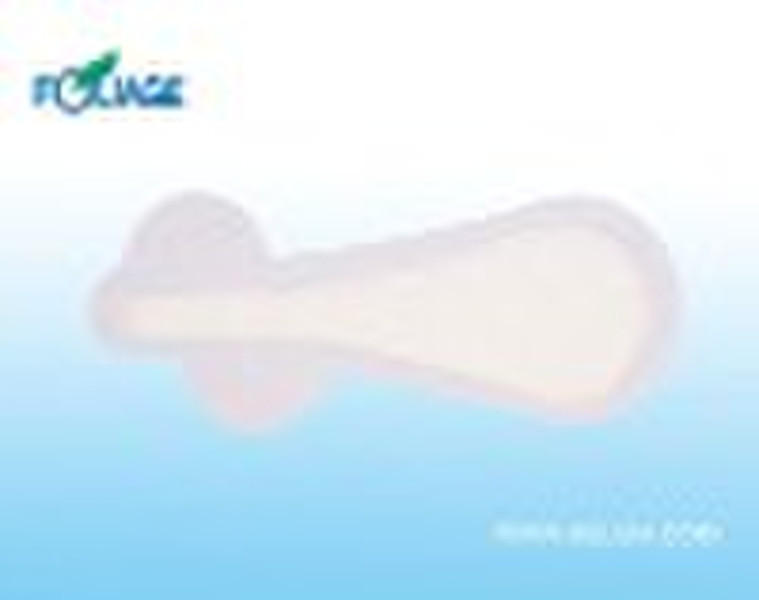 T-shape panty liner with wing