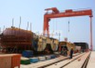 gantry crane for shipbuilding on slipway dock