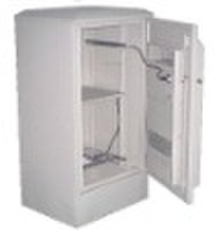 telecom cabinet with heat exchanger