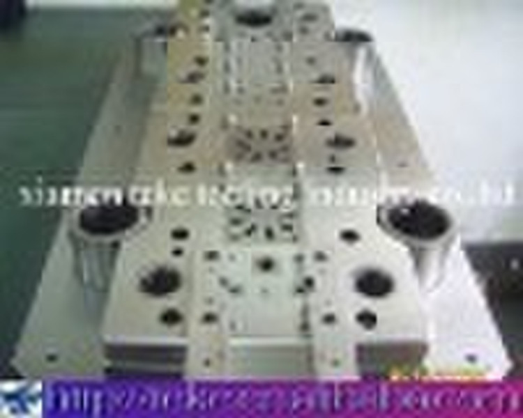 Stanzwerkzeug / Precision Moulds