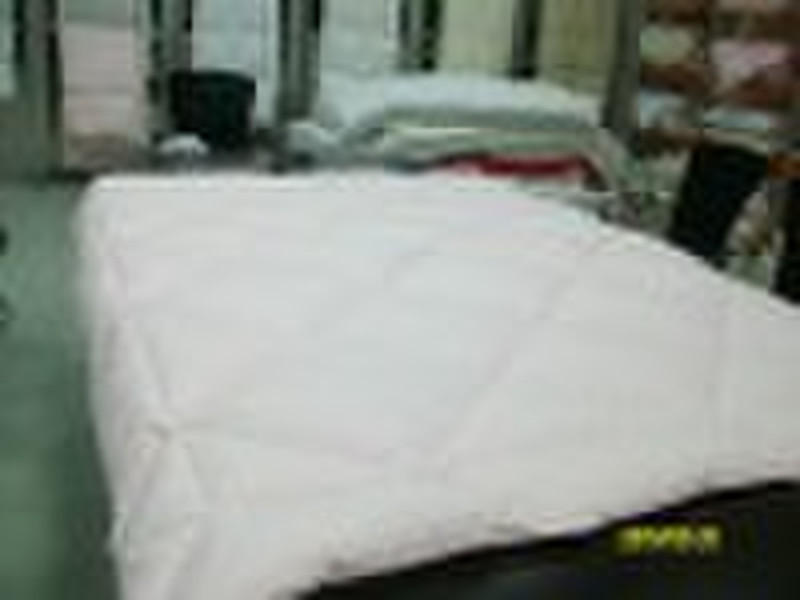 Quality Down comforter/ Duvet-diamond