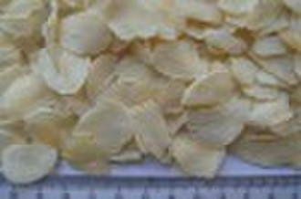 dehydrated garlic flakes