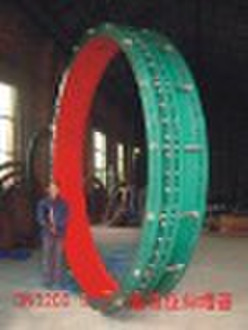 Pipe expansion fitting