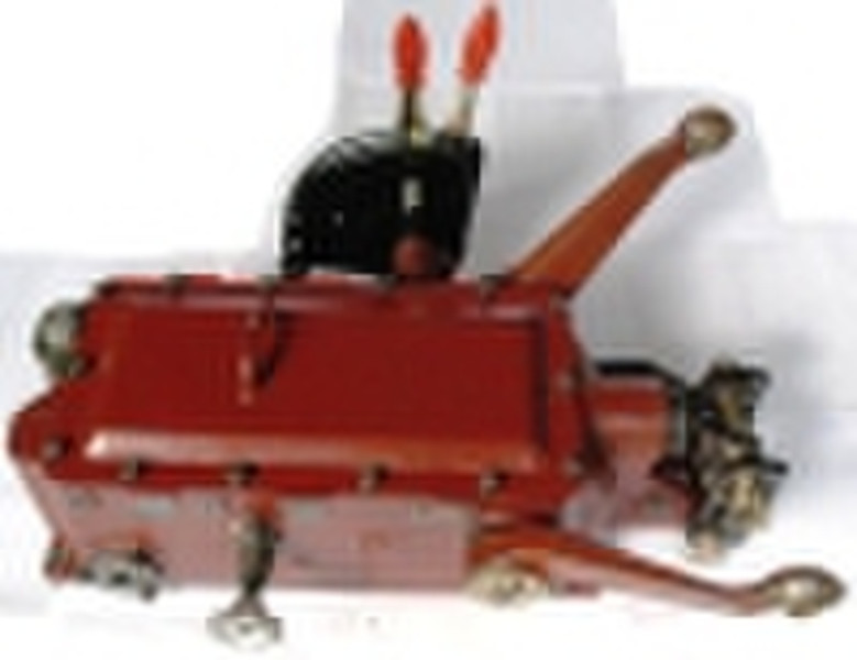 Lifter assembly for tractor