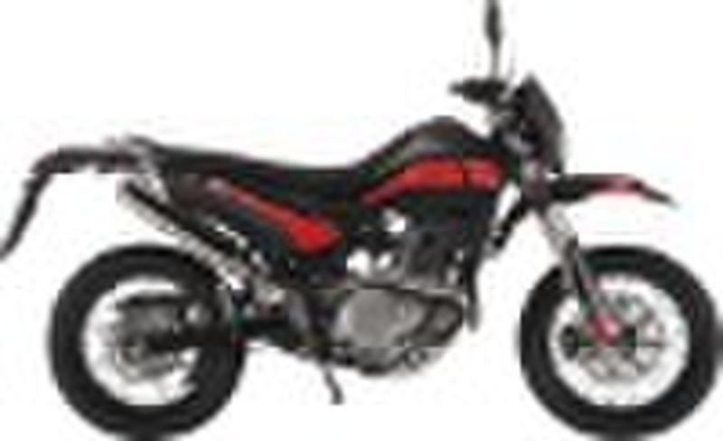 QM250GYmotorbike