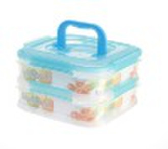 STACKABLE FOOD CONTAINER WITH LOCKS