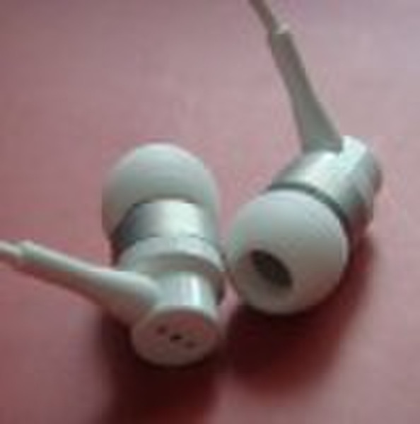 In-ear Metal backing earphone