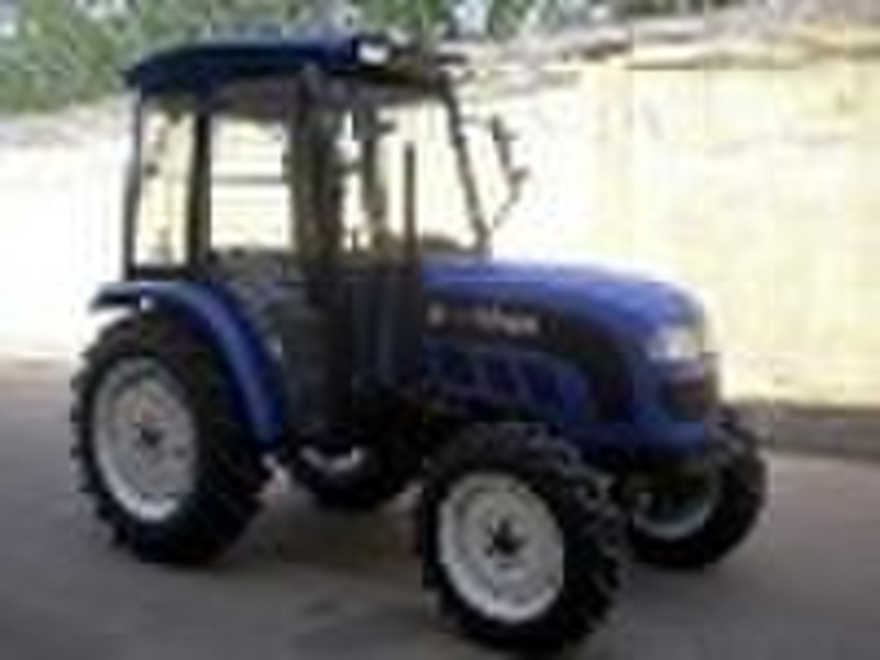 Traktor mit Kabine (50 PS, 4WD)