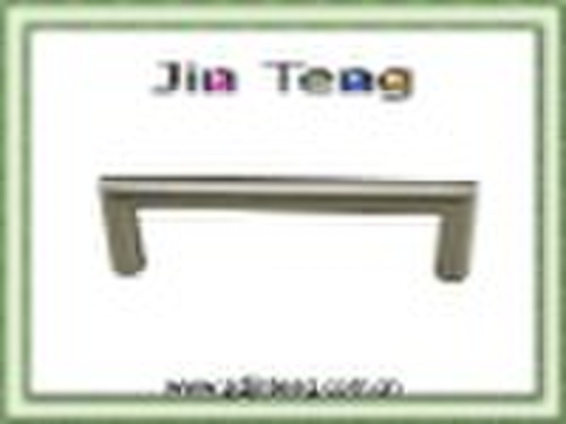 Circular welded rectangular handle