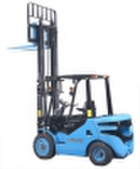 4.5M / 6M FORKLIFT