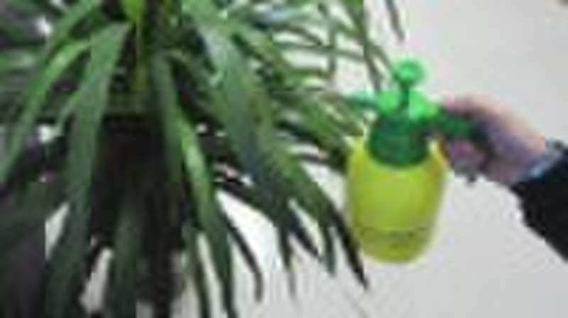 2L garden sprayer