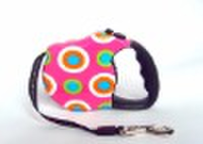 retractable dog leash / pet collor