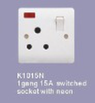 one gang 15A switched socket with indicator (K1015