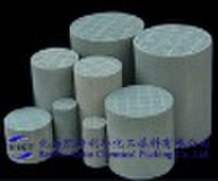 Silicon carbide wall flow filters